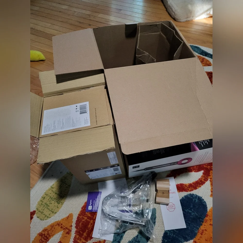 Dyson Supersonic Hair Dryer and Styling, Stand & Attachments Brand New